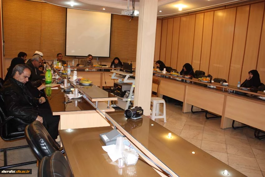 نشست دوره ای هفتگی مسئولین استان تهران با پردیس ها و مراکز تابعه امروز دوشنبه 18  آبان ماه94 دردانشکده شهید شرافت 3