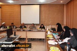 نشست دوره ای هفتگی مسئولین استان تهران با پردیس ها و مراکز تابعه امروز دوشنبه 18  آبان ماه94 دردانشکده شهید شرافت 5