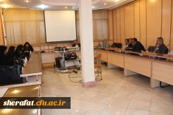 نشست اساتید دانشکده شهید شرافت با جناب آقای دکترخاکی معاونت محترم توسعه و برنامه ریزی منابع انسانی 3