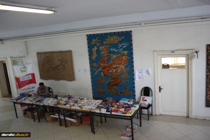 برگزاری نمایشگاه کتاب با همکاری انتشارات مدرسه درتمام ایام هفته کتاب و کتابخوانی 5