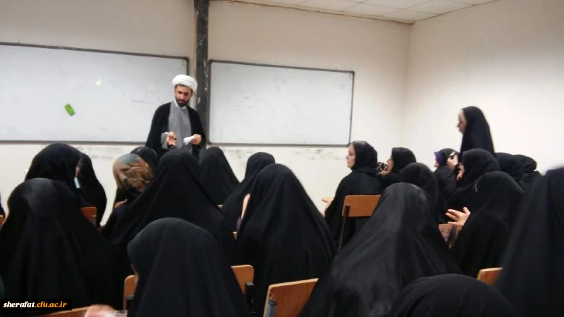 برگزاری کلاس آسیب شناسی دوران جوانی با حضور جناب آقای دکتر نصیری