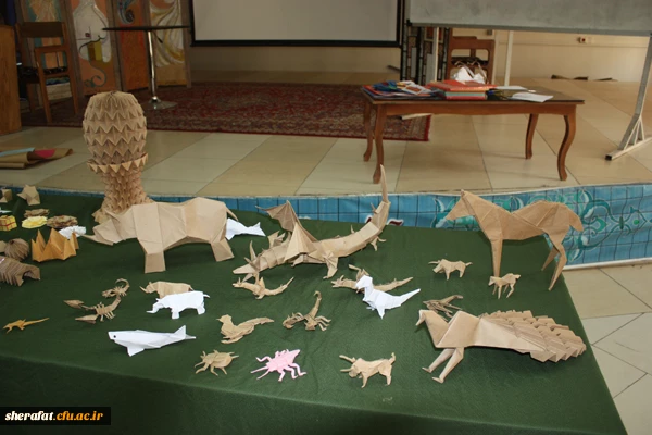 برگزاری کارگاه آموزشی اریگامی(کاردستی با کاغذ) 3