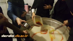 برپایی ایستگاه صلواتی وطبخ شله زرد نذری 

هیئت دانشجویی مرکز به همراه دانشجویان بسیجی شله زرد نذری درست کردند . 2