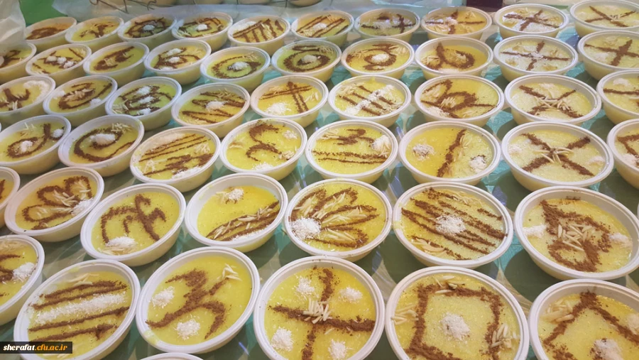 برپایی ایستگاه صلواتی وطبخ شله زرد نذری 

هیئت دانشجویی مرکز به همراه دانشجویان بسیجی شله زرد نذری درست کردند . 2