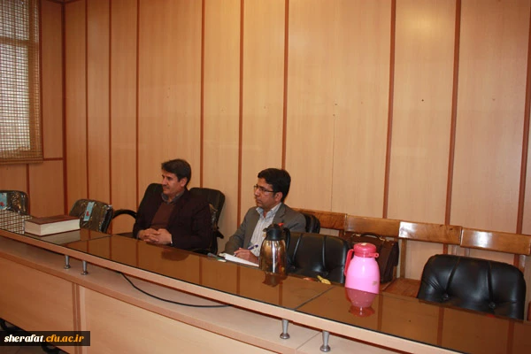 جلسه اساتید گروه علوم پایه

تشکیل دومین جلسه آموزشی وتبادل نظر اساتید گروه علوم پایه (زیست،شیمی،ریاضی،فیزیک) با ریاست مرکز 2