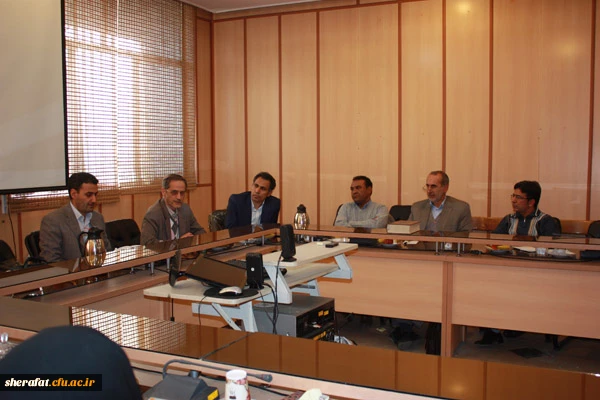 برگزاری جلسه مشترک علوم پایه استان تهران

با حضور جناب آقای دکتر سبحانی مدیریت محترم لایه استانی جهت برنامه ریزی همایش آموزش علوم 2