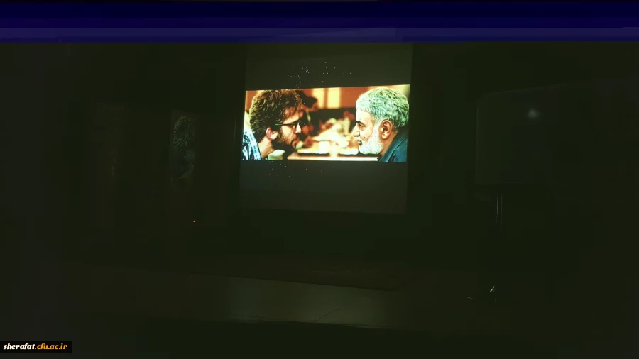 اکران فیلم سینمایی بادیگارد به کارگردانی ابراهیم حاتمی کیا

به مناسبت روز دانشجو فیلم بادیگارد اکران شد و با حضور جناب آقای قاسم زادگان مورد نقد وبررسی قرار گرفت 4