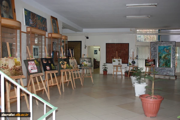 برگزاری نمایشگاه پوستری به مناسبت روز دانشجو

 موضوع:چرا مرگ بر آمریکا؟؟ 2