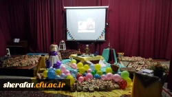 مراسم جشن ویژه شب یلدا 

با حضور دانشجویان ومسئولین مرکز شهید شرافت جشن باستانی شب یلدا برگزار گردید.
 2
