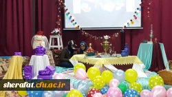 مراسم جشن ویژه شب یلدا 

با حضور دانشجویان ومسئولین مرکز شهید شرافت جشن باستانی شب یلدا برگزار گردید.
 2