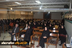 سخنرانی علمی دکتر بهرامیان 

با موضوع: کریستال های مایع وکاربرد آن ها  3