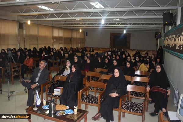 سخنرانی علمی دکتر بهرامیان 

با موضوع: کریستال های مایع وکاربرد آن ها  2