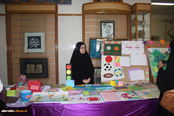 نمایشگاه دست سازه های دانشجویان علوم تربیتی گرایش کودکان استثنائی 7