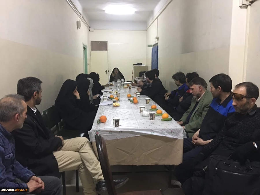 نشست صمیمی سرپرست مرکز آموزش عالی شهید شرافت با کارکنان این مرکز 4
