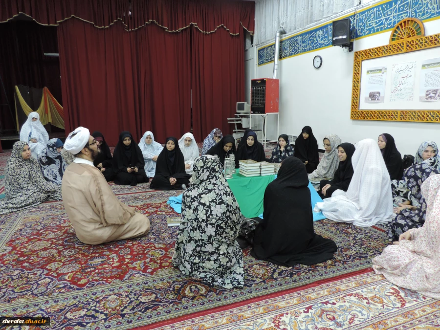 برگزاری مراسم اعتکاف دانشجویان مرکز آموزش عالی شهید شرافت در مسجد جامع شهید عباسپور دانشگاه شهید بهشتی 8