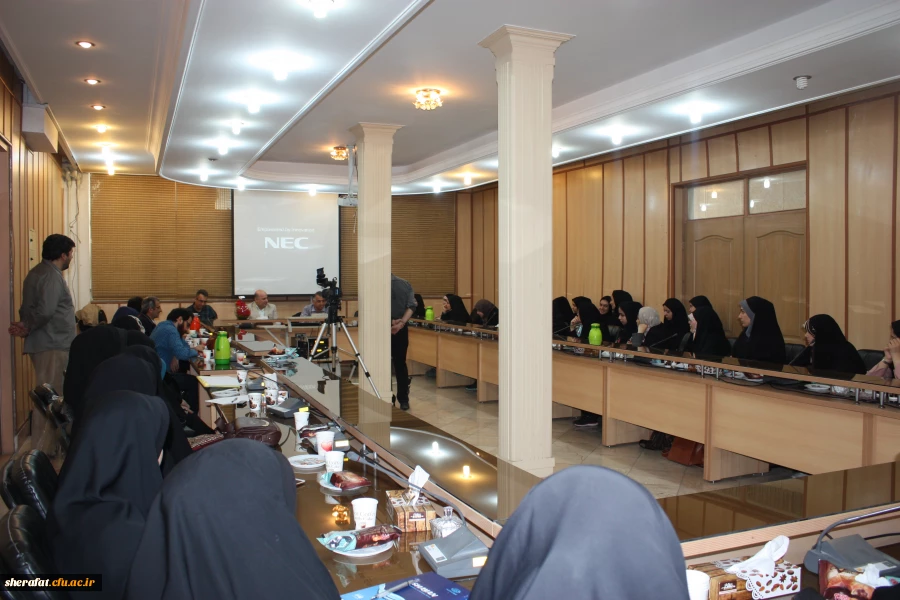 نشست صمیمی با حضور دکتر محمد رضا سرکار آرانی 3