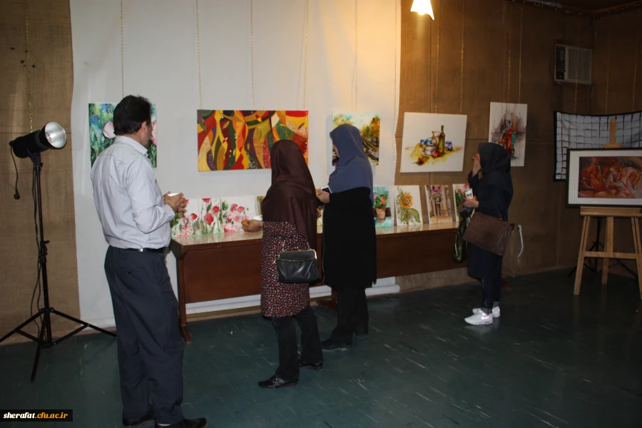 برپایی نمایشگاه نقاشی به مناسبت هفته آموزش با همکاری گروه هنر مرکز آموزش عالی شهید شرافت 2
