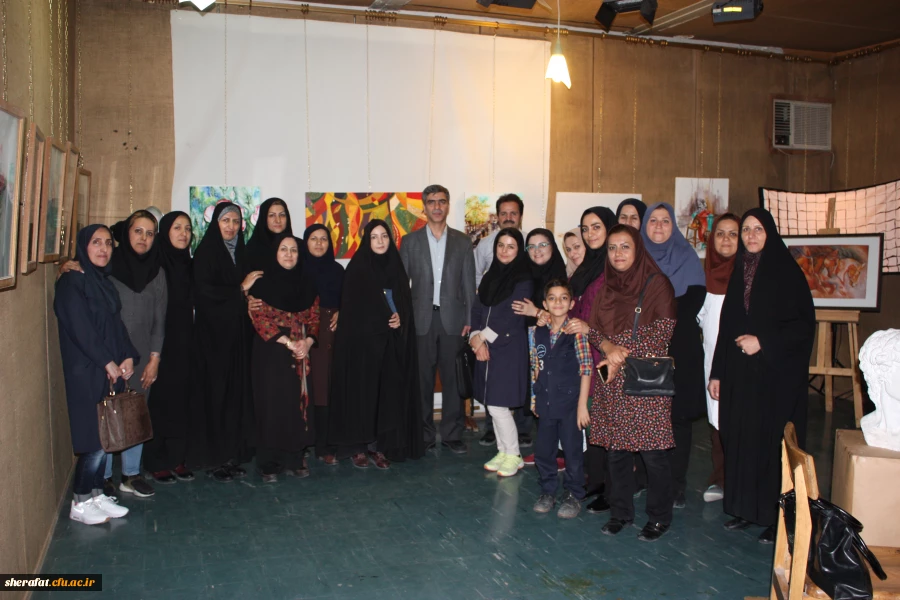 برپایی نمایشگاه نقاشی به مناسبت هفته آموزش با همکاری گروه هنر مرکز آموزش عالی شهید شرافت 3