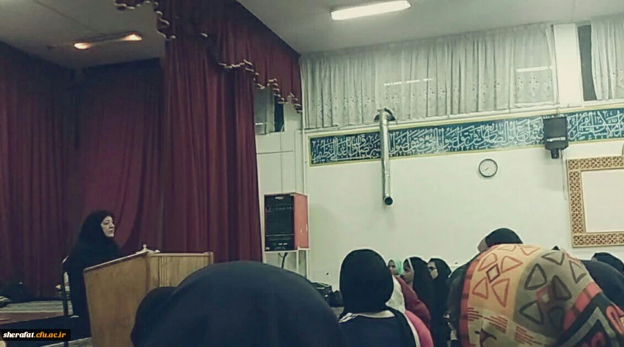 نشست  صمیمانه ریاست مرکز آموزش عالی شهید شرافت با دانشجویان خوابگاه  2