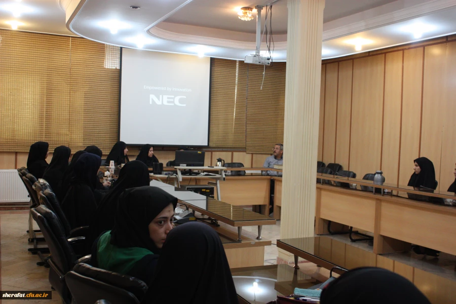 اولین نشست تخصصی مسئولین و دبیران انجمن های علمی و کانون های فعال 3