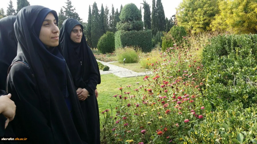 بازدید علمی دانشجویان زیست شناسی از باغ ملی گیاه شناسی ایران 6