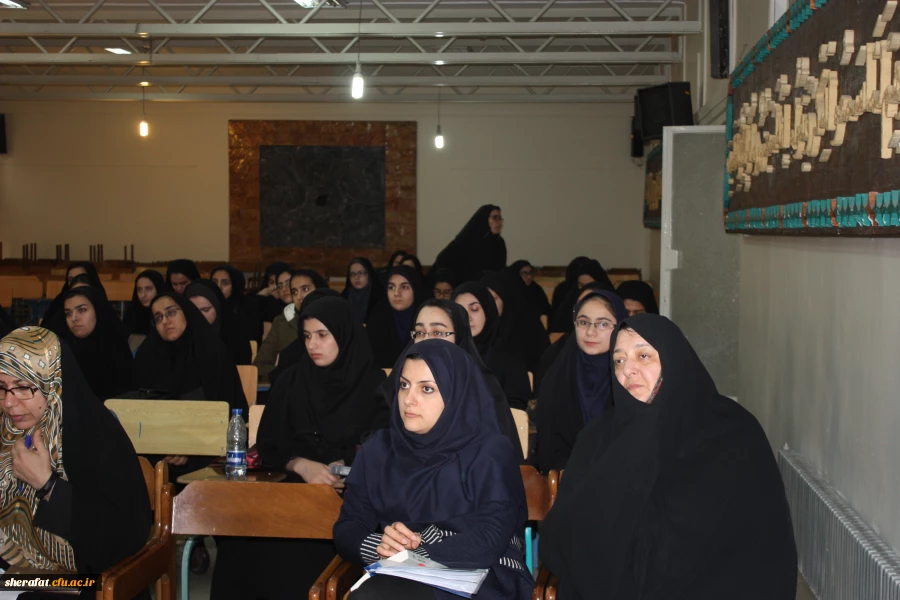 برگزاری کارگاه مهارت های آموزش همراه با ویژه برنامه اجرای آزمایشات فیزیک متوسطه 10