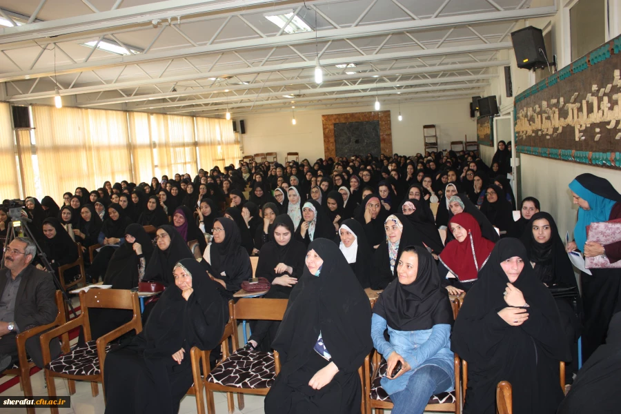 نکوداشت مقام والای معلم در جمع صمیمی دانشجو معلمان مرکز آموزش عالی شهید شرافت 4