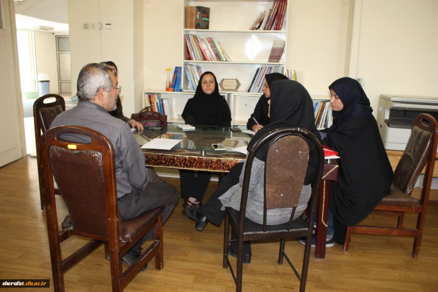 برگزاری جلسه گروه آموزشی علوم پایه ( رشته ریاضی - فیزیک) 2