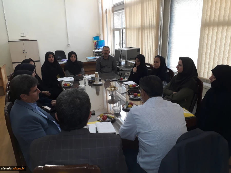 چهارمین نشست هم اندیشی اعضاء هیئت علمی گروه علوم پایه 2