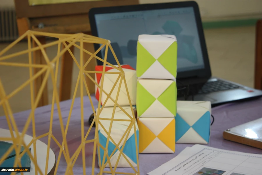 برگزاری نمایشگاه معرفی ابزارهای نوین در آموزش هندسه 5