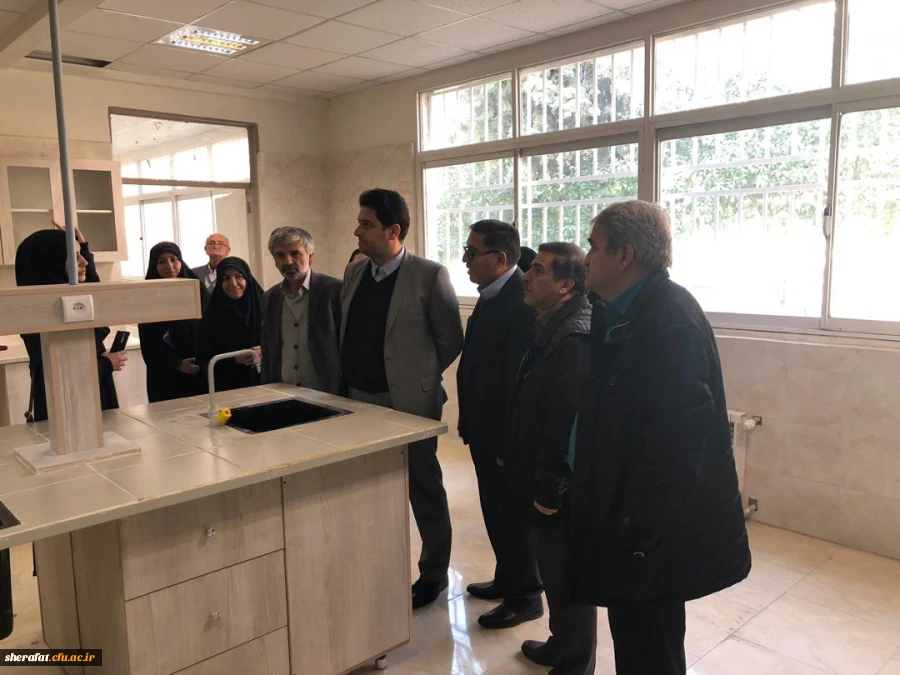 دکتر روشندل در بازدید از مرکز آموزش عالی شهید شرافت:
مرکز شهید شرافت به عنوان یکی از قطبهای آموزش علوم پایه در دانشگاه عهده دار تربیت معلمان شایسته علوم در کشور است. 2