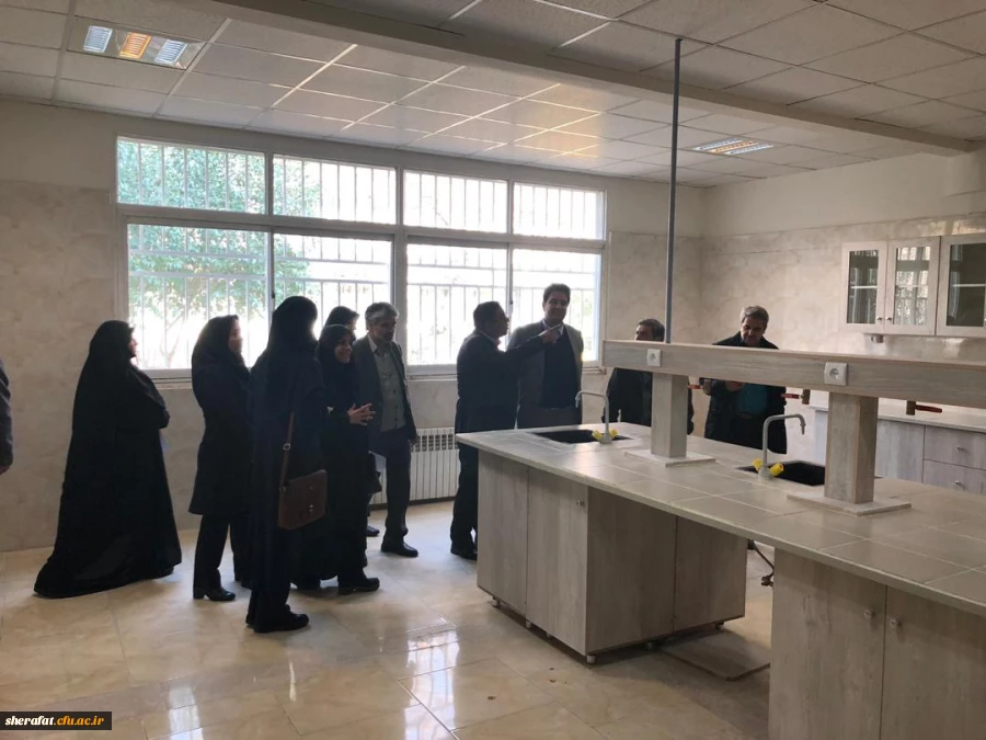 دکتر روشندل در بازدید از مرکز آموزش عالی شهید شرافت:
مرکز شهید شرافت به عنوان یکی از قطبهای آموزش علوم پایه در دانشگاه عهده دار تربیت معلمان شایسته علوم در کشور است. 2