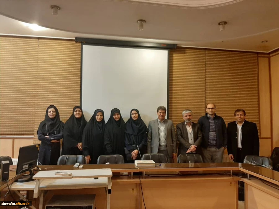 جلسه دفاع ازپایان نامه های مقطع ارشد دانشجویان رشته شیمی مرکز آموزش عالی شهید شرافت 4