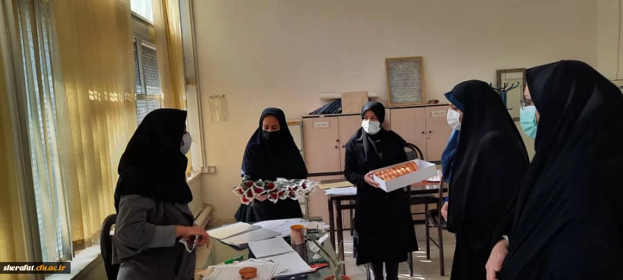 میلاد فرخنده و با سعادت اسوه تمام عیار مکارم و قله رفیع فضائل صدیقه کبری، حضرت فاطمه زهرا (س) هفته بزرگداشت مقام زن و روز مادر را به همه مادران تبریک و تهنیت می گوئیم. 2