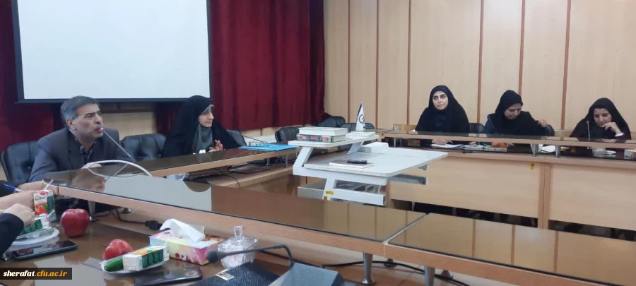 جلسه با کارمندان مرکز شهید شرافت با حضور رئیس محترم سرکار خانم دکتر بوربور 2