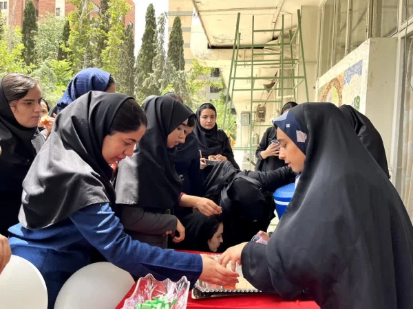 به مناسبت میلاد علی بن موسی الرّضا و گرامیداشت هفته ی کرامت سه شنبه مورخ 1402/03/09 با حضور سرکار خانم جورجانی مدیر اجتماعی شهرداری و جناب اقای سولگی مسئول سرای محله و هئیت همراه، بازدید از مقبره ی شهید گمنام، تفسیر و روخوانی آیه ۲۵۵ از سوره بقره قرآن و ن