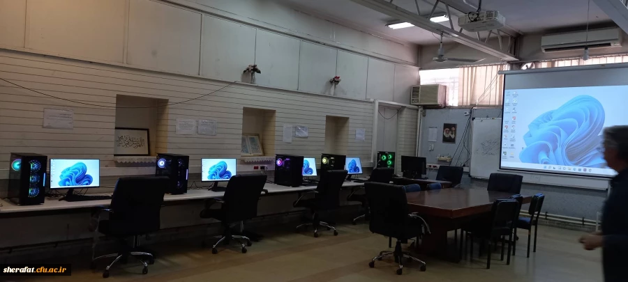 با تلاش تیم فناوری مرکز شهید شرافت پروژه زیرساخت شبکه مرکز شهید شرافت افتتاح گردید. 9