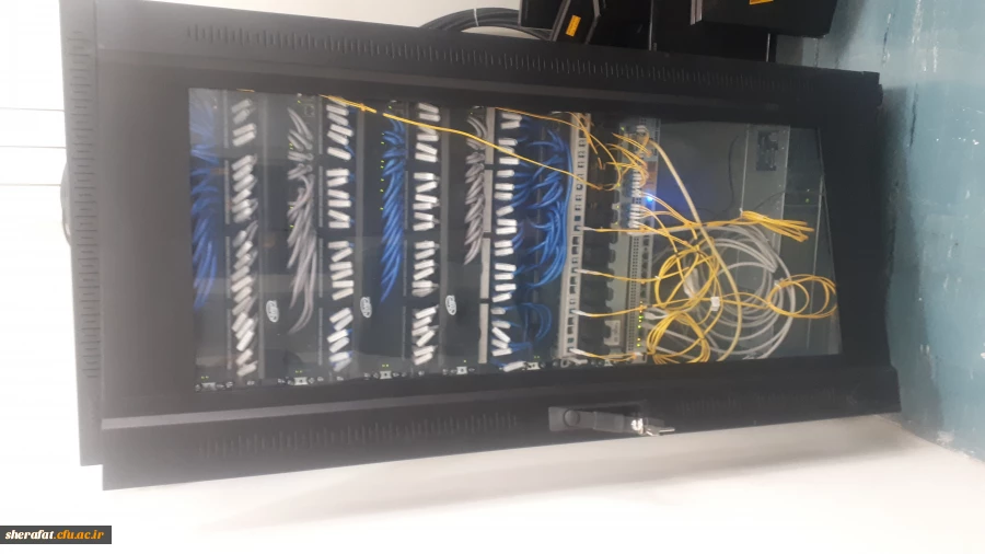 با تلاش تیم فناوری مرکز شهید شرافت پروژه زیرساخت شبکه مرکز شهید شرافت افتتاح گردید. 4