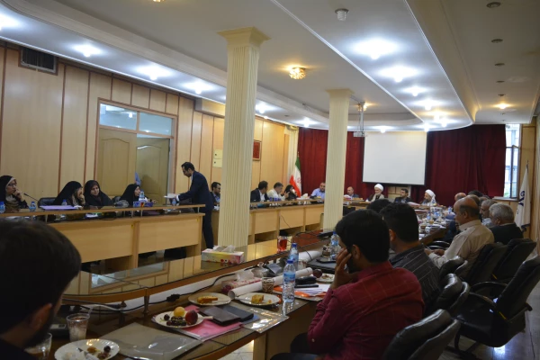 جلسه شورای مدیران استان تهران در مرکز شهید شرافت برگزار شد. 6