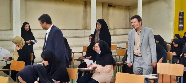 بازدید ریاست دانشگاه فرهنگیان از اولین روز امتحانات  2