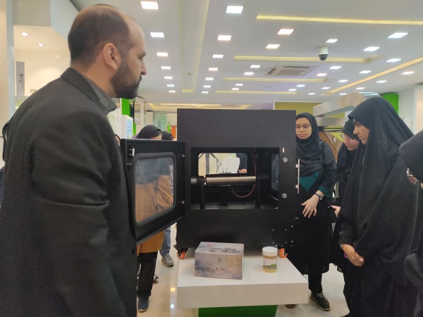 بازدید دانشجو معلمان از ستاد توسعه فناوری نانو 8