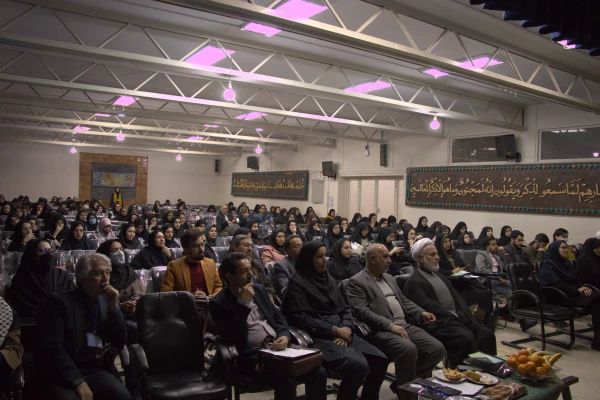 دومین همایش ملی آموزش هنر و ارتباط تصویری  26