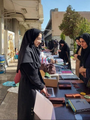 برگزاری غرفه های فروش و بازارچه 10