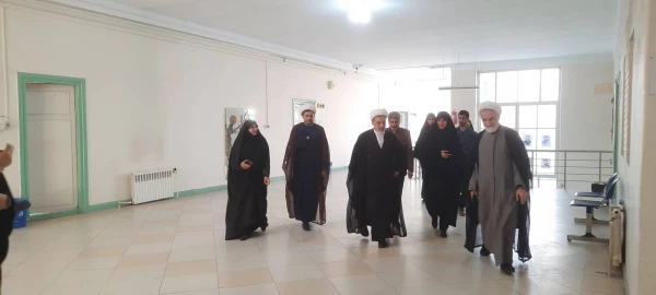 نشست علمی چرایی سخن از فاطمه و فاطمیه 3