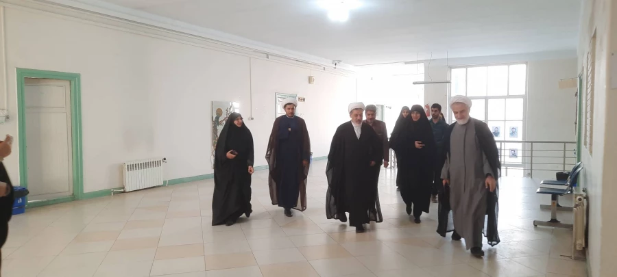 نشست علمی چرایی سخن از فاطمه و فاطمیه 3