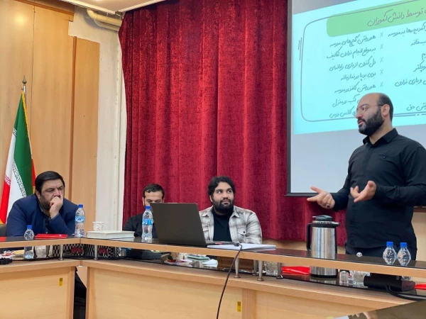 برگزاری کارگاه مسئله محوری در تعلیم و تربیت  2