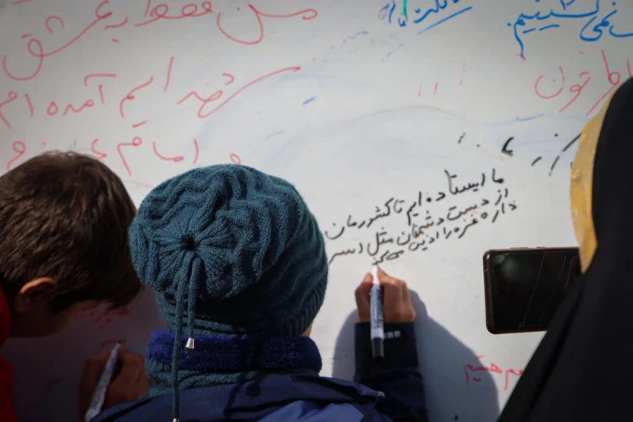 برپایی غرفه دانشگاه فرهنگیان استان تهران در خیابان انقلاب به مناسبت یوم الله ۲۲ بهمن 6