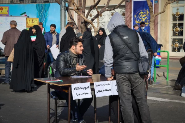 برپایی غرفه دانشگاه فرهنگیان استان تهران در خیابان انقلاب به مناسبت یوم الله ۲۲ بهمن 8