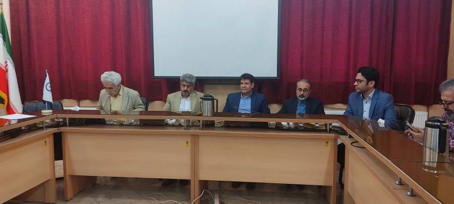 جلسه کیفیت بخشی به امور آموزش و تدوین برنامه عملیاتی 4