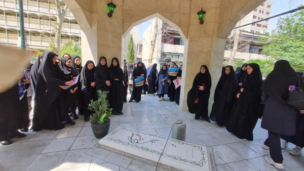 تجمع و اعلام همبستگی اساتید، کارکنان و دانشجو معلمان مرکز شهیدشرافت در حمایت از دانشگاهیان حامی مردم بی گناه غزه 3